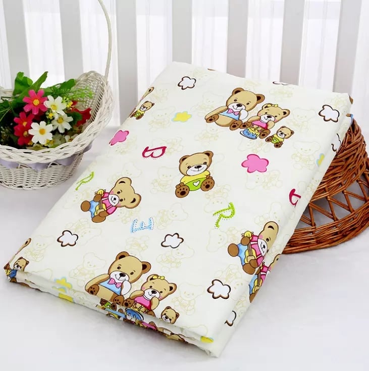 Newborn Baby Bed/ Urine Mat Mom's BD